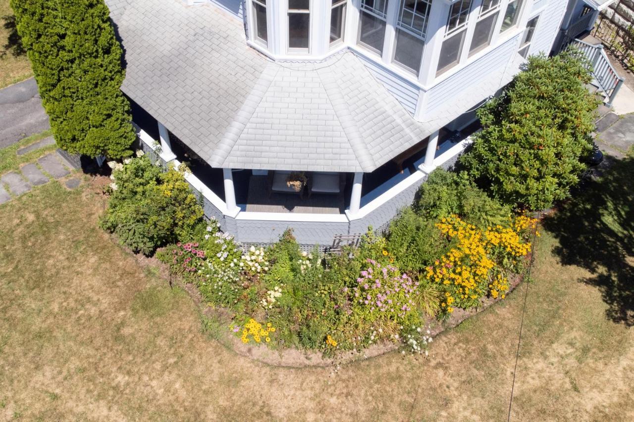 Streamside Victorian Villa Margaretville Bagian luar foto